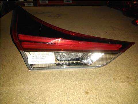 Piloto Portón Izquierdo Toyota Auris G