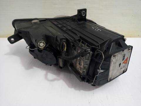 Foto 3ª: Faro Izquierdo Volkswagen Passat INDIVIDUAL 140CV (2005)