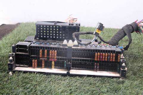 Caja Reles Fusibles Bmw X3 3.0 D 204CV AUT. E83) 306D2