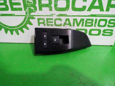 Botonera Elevalunas Nissan Qashqai 1.3 DIG-T 140CV