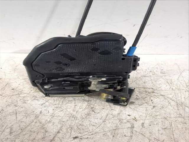 Foto 2ª: Cerradura Puerta Trasera Derecha Toyota Auris 1.6 ZRE151_) 124CV [1ZR-FE] (2006)