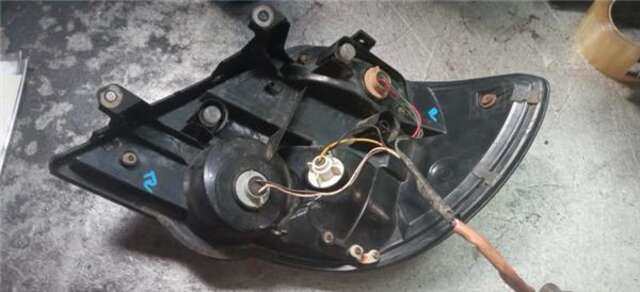 Foto 3ª: Piloto Trasero Izquierdo Subaru Impreza 2.0 [EJ20E]
