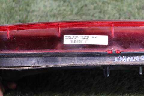 Foto 3ª: Piloto Trasero Central Ford Transit P9PC (2012)