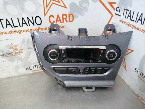Foto 2ª: Mando Calefacción A. A. Ford Focus TITANIUM 125CV 92KW [M1DA] (2012)