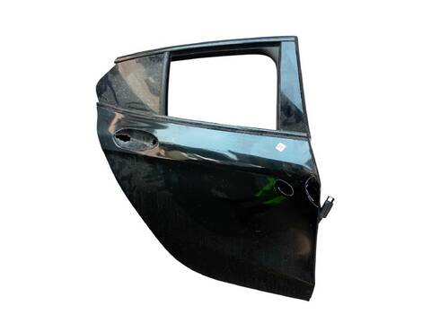 Foto 2ª: Puerta Trasera Derecha Bmw Serie 1 120 2.0 D 190CV 140KW B47D20 (2019)