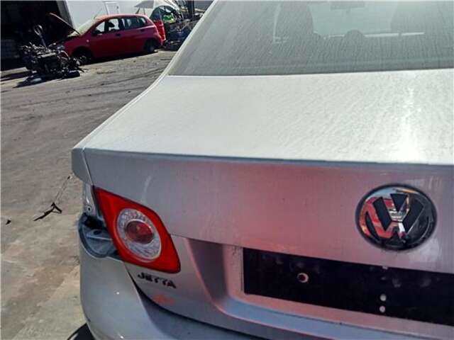 Paragolpes Trasero Volkswagen Jetta 1.9 EDITION [1.9 LTR. - 77 KW TDI]