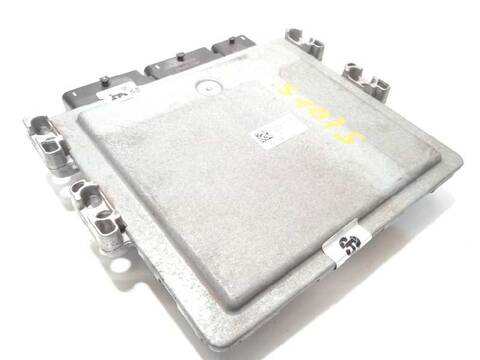 Foto 2ª: Centralita Motor ECU Mercedes Clase A 140 A 180 CDI BLUEEFFICIENCY 176.012) 109CV 80KW [607951] (2016)