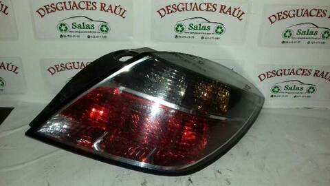 Piloto Trasero Derecho Opel Astra Z17DTH BERLINA