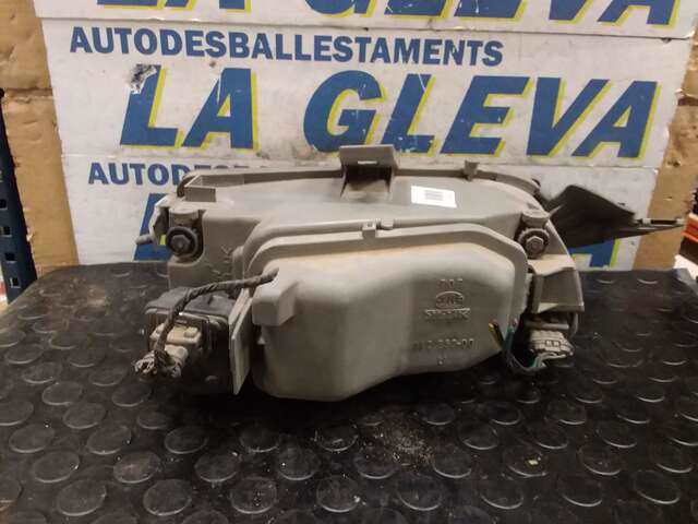 Foto 2ª: Faro Izquierdo Fiat Punto 1.2 I 0CV [176B9000] (1998)