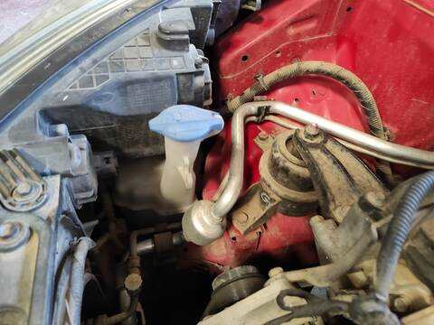 Deposito Limpiaparabrisas Hyundai i20 G4LA