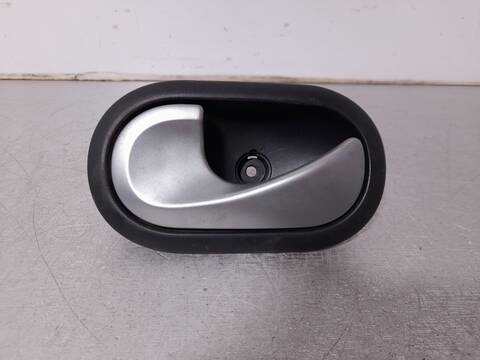 Maneta Interior Trasera Izquierda Renault Clio 1.2 16V 75CV 55KW