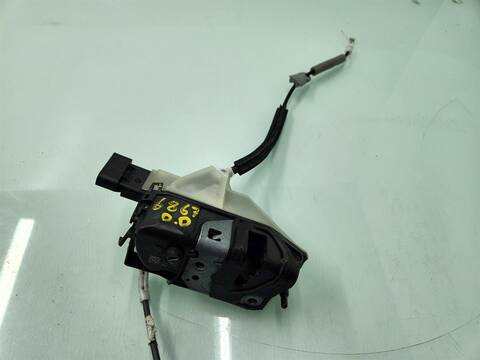 Cerradura Puerta Delantera Derecha Peugeot 3008 GT LINE 131CV 96KW