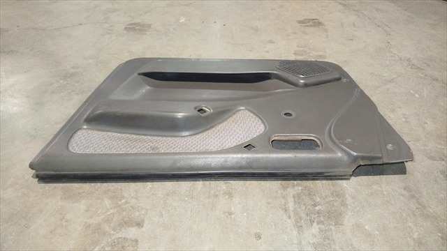 Foto 4ª: Tapizados Cartoneras Nissan Terrano 2.7 D II TD 3P [TD27 TURBO] (1993)