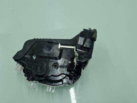 Foto 2ª: Cerradura Puerta Trasera Izquierda Toyota Yaris MXPH11L-BHXSBW 115CV [M15AFXE] (2021)