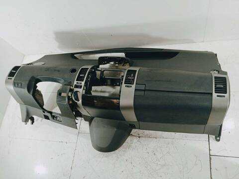 Salpicadero Toyota Prius 1.5 CAT 78CV 57KW