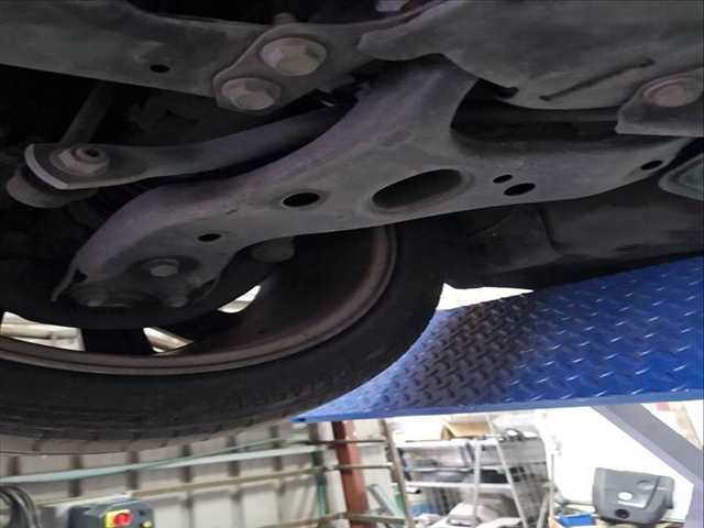 Brazo Suspension Delantero Derecho Toyota Auris 1.8 HYBRID ZWE186_) 136CV 100KW
