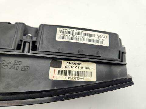 Foto 2ª: Cuadro de Instrumentos Chrysler 300 3.0 CRD 218CV 160KW [642982] (2006)