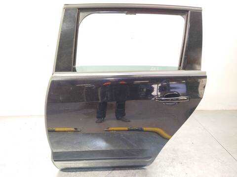 Puerta Trasera Izquierda Peugeot 5008 1.6 16V 156CV 115KW