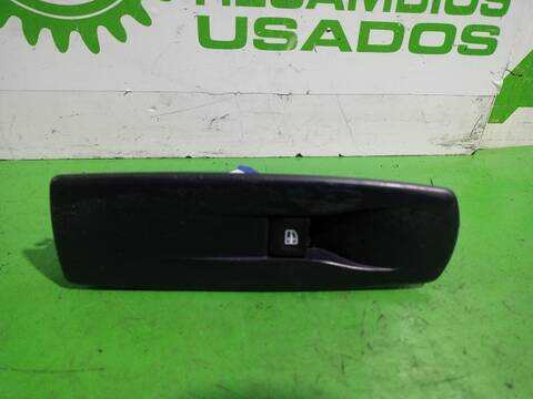 Foto 3ª: Botonera Elevalunas Renault Laguna RENAULT LAGUNA III GRANDTOUR 109CV [K9K780] (2007)