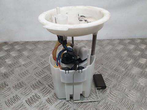 Foto 2ª: Aforador Bmw i8 I8 PURE IMPULSE 231CV 170KW [B38K15A] (2015)