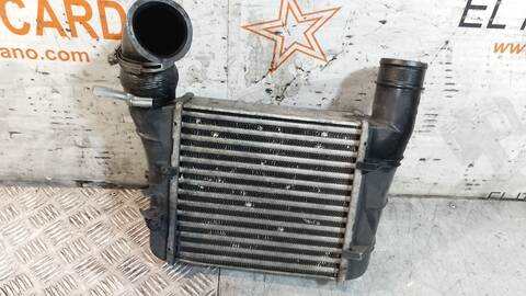 Intercooler Audi A4 1.9 TDI 96KW) BERLINA 130CV