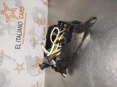 Caja Reles Fusibles Toyota Rav4 EXECUTIVE 150CV 110KW