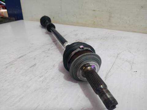 Foto 3ª: Transmision Delantera Derecha Toyota Yaris ACTIVE 112CV [2NRFKE] (2017)