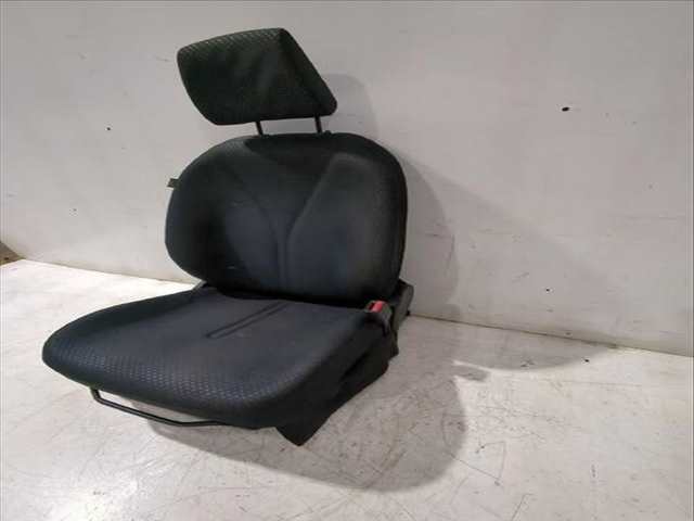 Foto 3ª: Asiento Delantero Derecho Toyota Yaris 1.33 VVT-I NSP90_) 100CV [1NR-FE] (2005)