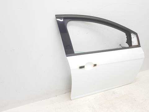 Foto 3ª: Puerta Delantera Derecha Ford Focus TREND (2010)