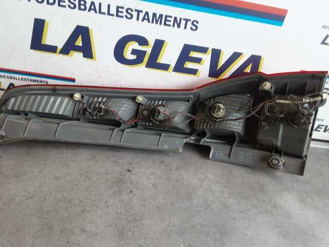 Foto 2ª: Piloto Trasero Izquierdo Honda Crv 2.2 CTDI 140CV RE2/4/5/6/7 DESDE MODELO 2007) [N22A2] (2009)