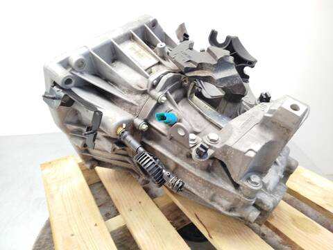 Foto 4ª: Caja Cambios Renault Megane 1.2 TCE BZ2B BZ11) HATCHBACK 116CV 85KW III HATCHBACK BZ0/1_ B3_) [H5F400] (2014)