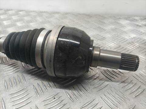 Foto 3ª: Transmision Delantera Izquierda Mercedes Clase B 150 B180 136CV 100KW [282914] (2020)