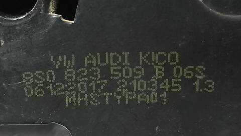 Foto 4ª: Cerradura Capot Volkswagen Polo ADVANCE 95CV 70KW [CHZ] (2018)