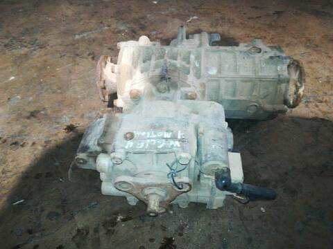 Foto 4ª: Caja Transfer Volkswagen Golf HIGHLINE 4MOTION BERLINA 150CV 110KW (2000)