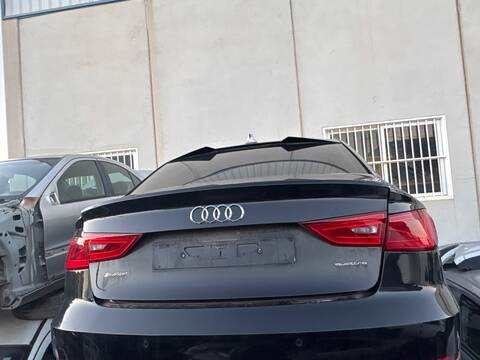 Foto 3ª: Portón Audi A3 CRB (2014)