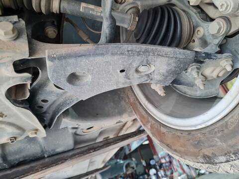 Brazo Suspension Delantero Izquierdo Volkswagen Golf LIFE 116CV 85KW