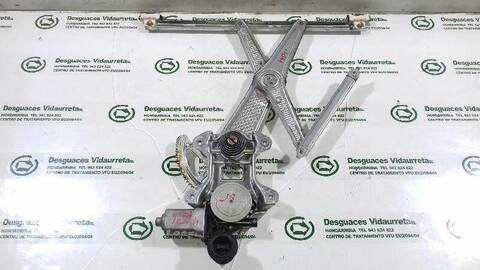 Foto 2ª: Elevalunas Eléctrico Delantero Derecho Toyota Yaris 1.3 16V CAT 86CV 63KW [2NZFE] (2002)