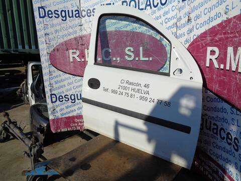 Foto 2ª: Puerta Delantera Derecha Opel Combo 1.3 16V CDTI CAT Z 13 DT - LN9) 69CV 51KW [Z13DT] (2006)