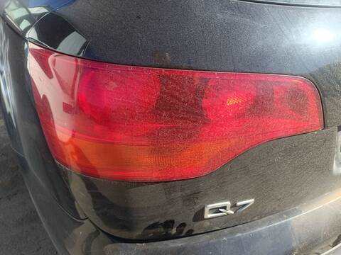 Piloto Trasero Izquierdo Audi Q7 BUG AUT.