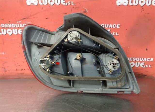 Foto 2ª: Piloto Trasero Derecho Toyota Yaris 1.0 16V [1SZ-FE]