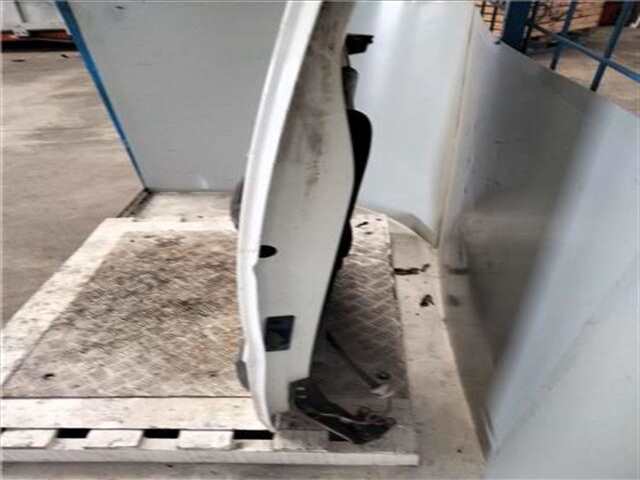 Foto 2ª: Puerta Lateral Corredera Derecha Peugeot Partner 1.6 PREMIUM [1.6 LTR. - 66 KW HDI FAP] [9H06]