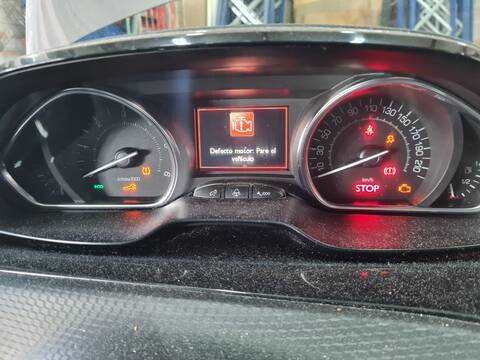 Foto 2ª: Cuadro de Instrumentos Peugeot 2008 ALLURE 102CV 75KW [YH01] (2019)