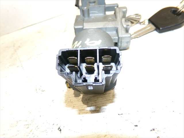 Foto 4ª: Antirrobo Daewoo Lanos 1.5 G 1997-2008 [A15SMS] (1999)