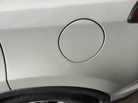 Tapa Exterior Combustible Toyota Rav4 2ARFXE