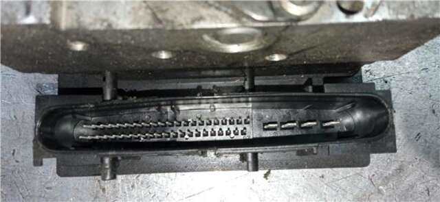 Foto 3ª: Abs Renault Scenic 1.5 AUTHENTIQUE [1.5 LTR. - 78 KW DCI DIESEL] (JM)(2003-_) [K9KP732]