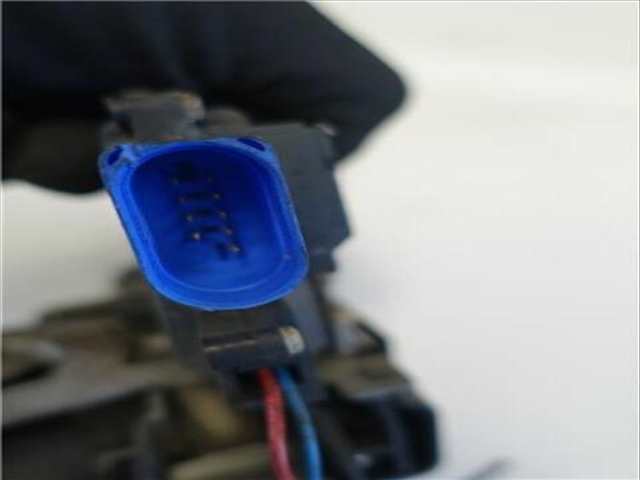 Foto 3ª: Cerradura Puerta Delantera Derecha Seat Altea 2.0 TDI 16V 140CV 103KW [BKD] (2005)