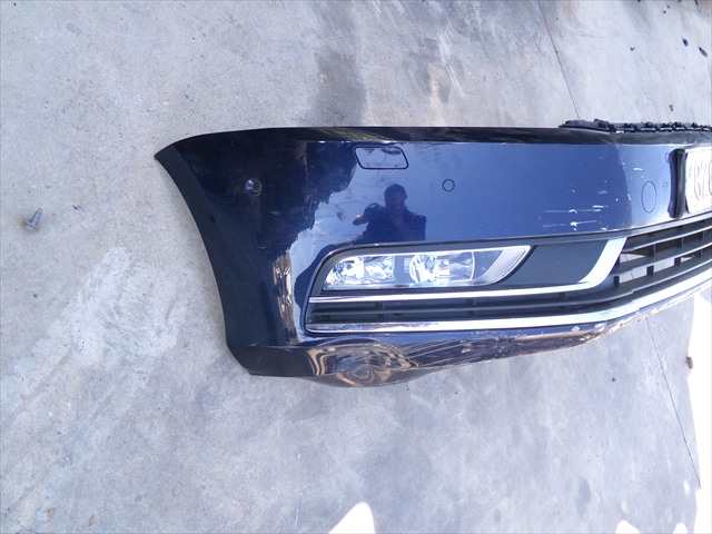 Foto 2ª: Paragolpes Delantero Volkswagen Passat 1.6 TDI 2010-2015 [CAY] (2011)