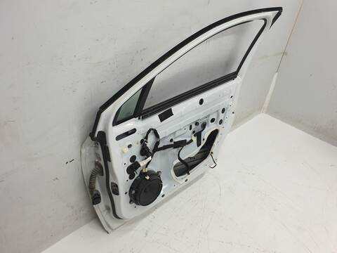 Foto 3ª: Puerta Delantera Derecha Renault Clio INTENS (2019)