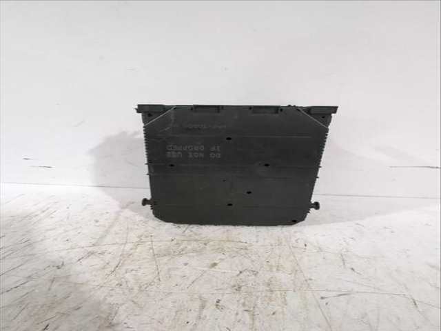 Foto 3ª: Caja Reles Fusibles Citroen Jumpy 1.5 BLUEHDI 100 102CV [YHR (DV5RUCD)] (2016)