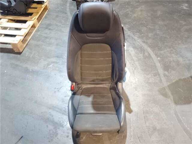 Asiento Delantero Izquierdo Mercedes Clase C 160 2.1 C 220 D (205.304) [2.1 LTR. - 125 KW CDI CAT]